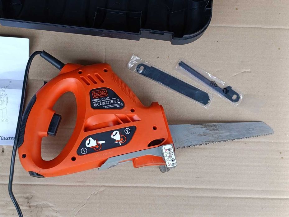 Piła elektryczna prosta szablasta SCORPION BLACK DECKER KFBES850 400W