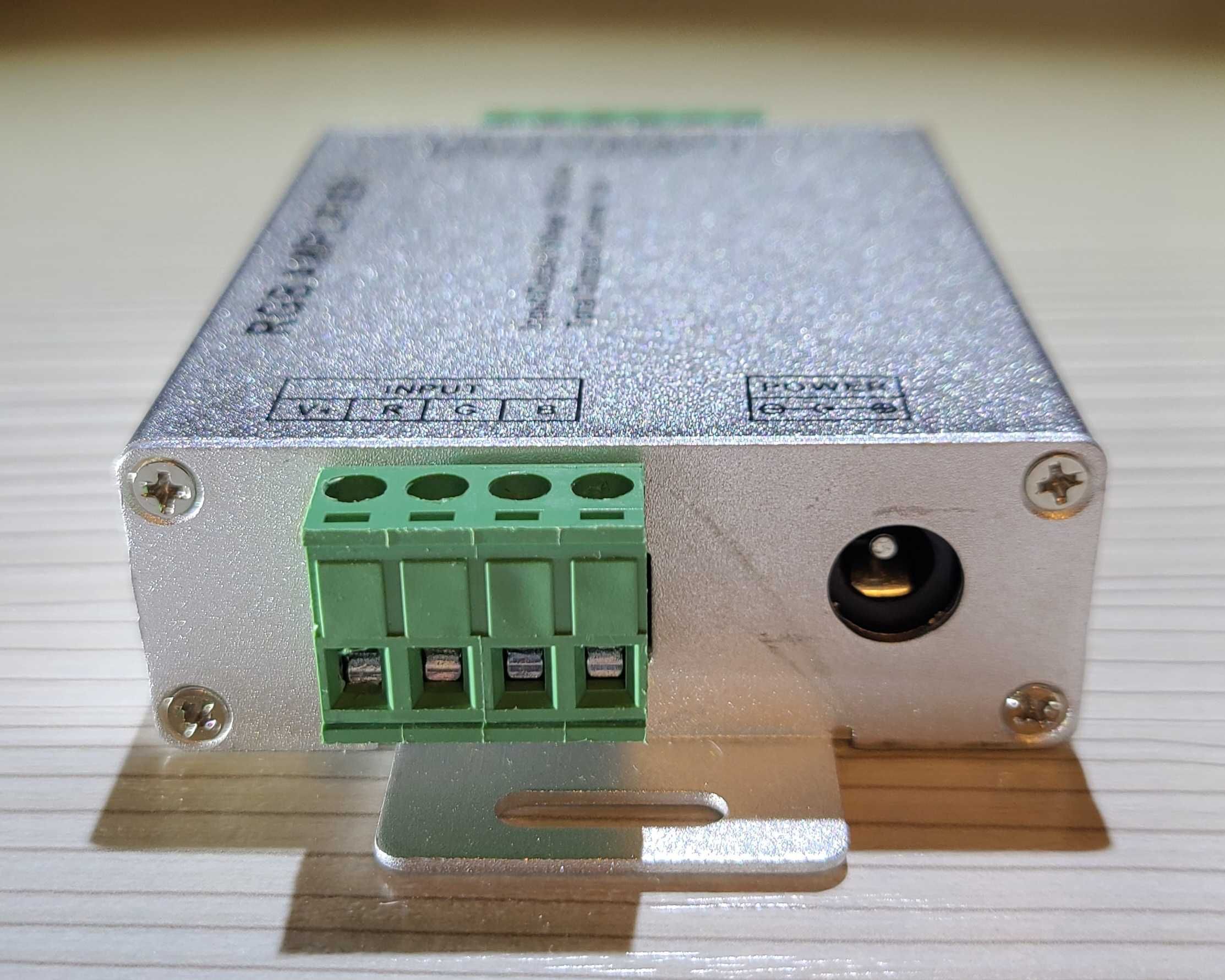 Усилитель контроллера RGB Amplifier DC 5V-24V 12A