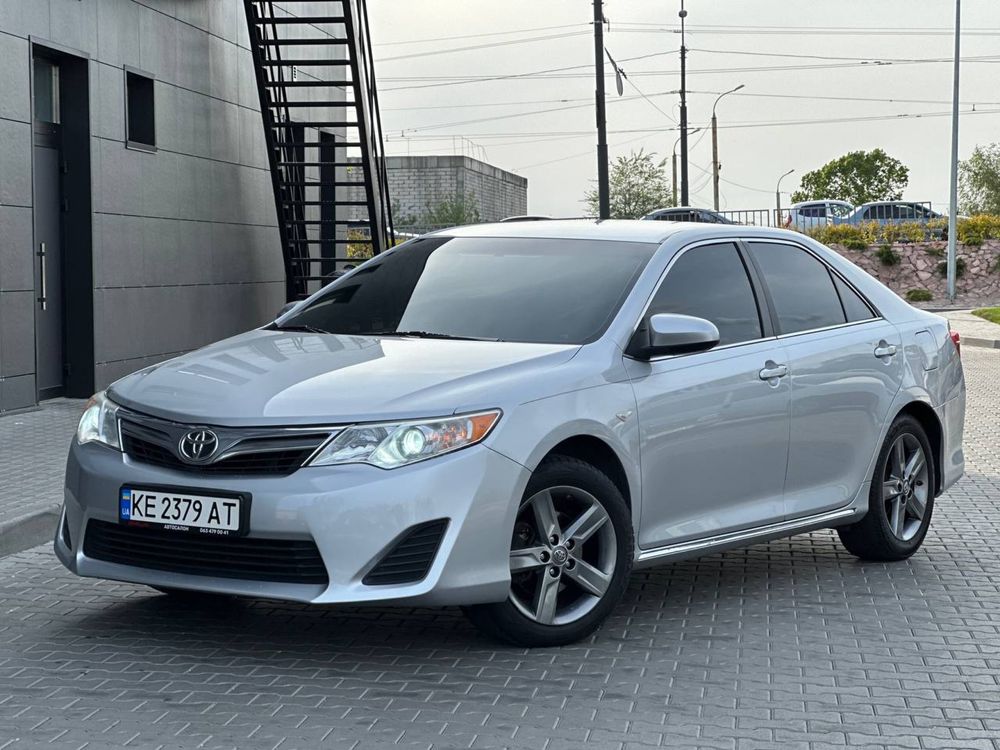 Toyota Camry 2014 газ/бензин