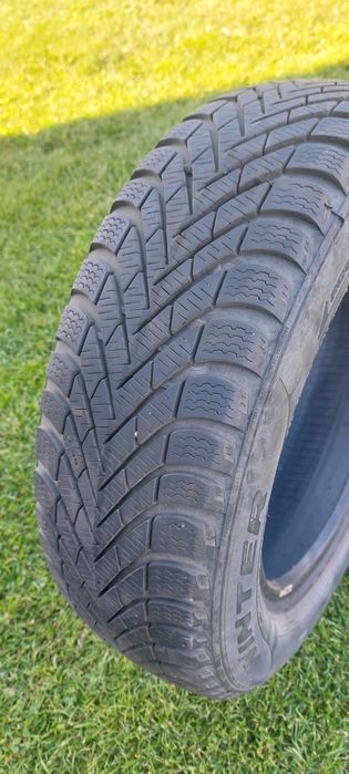 Opona zimowa Pirelli 175/65/14