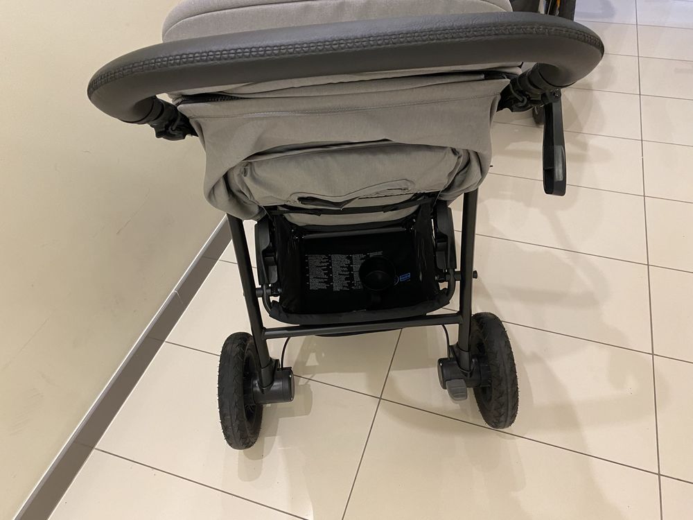 Wozek spacerowy jolie litetrax nowy