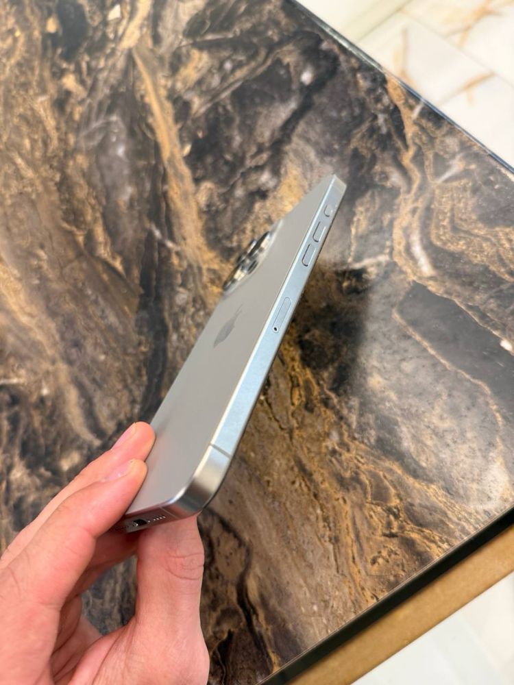 Iphone 15 pro max Stan idealny