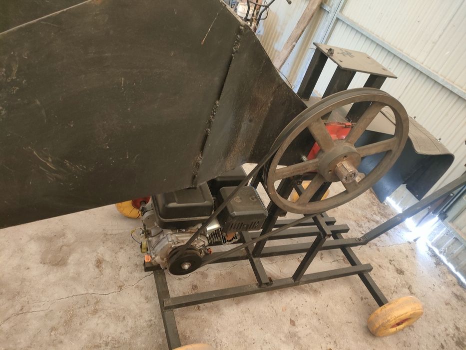 Rębak walcowy R50 spalinowy 13Km