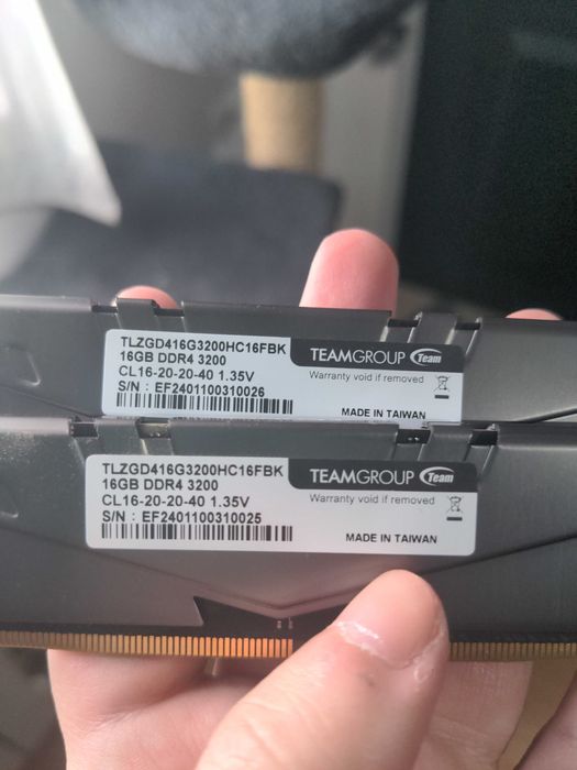 Conjunto de RAM DDR4 32GB (2x16GB) 3200MHz Tforce