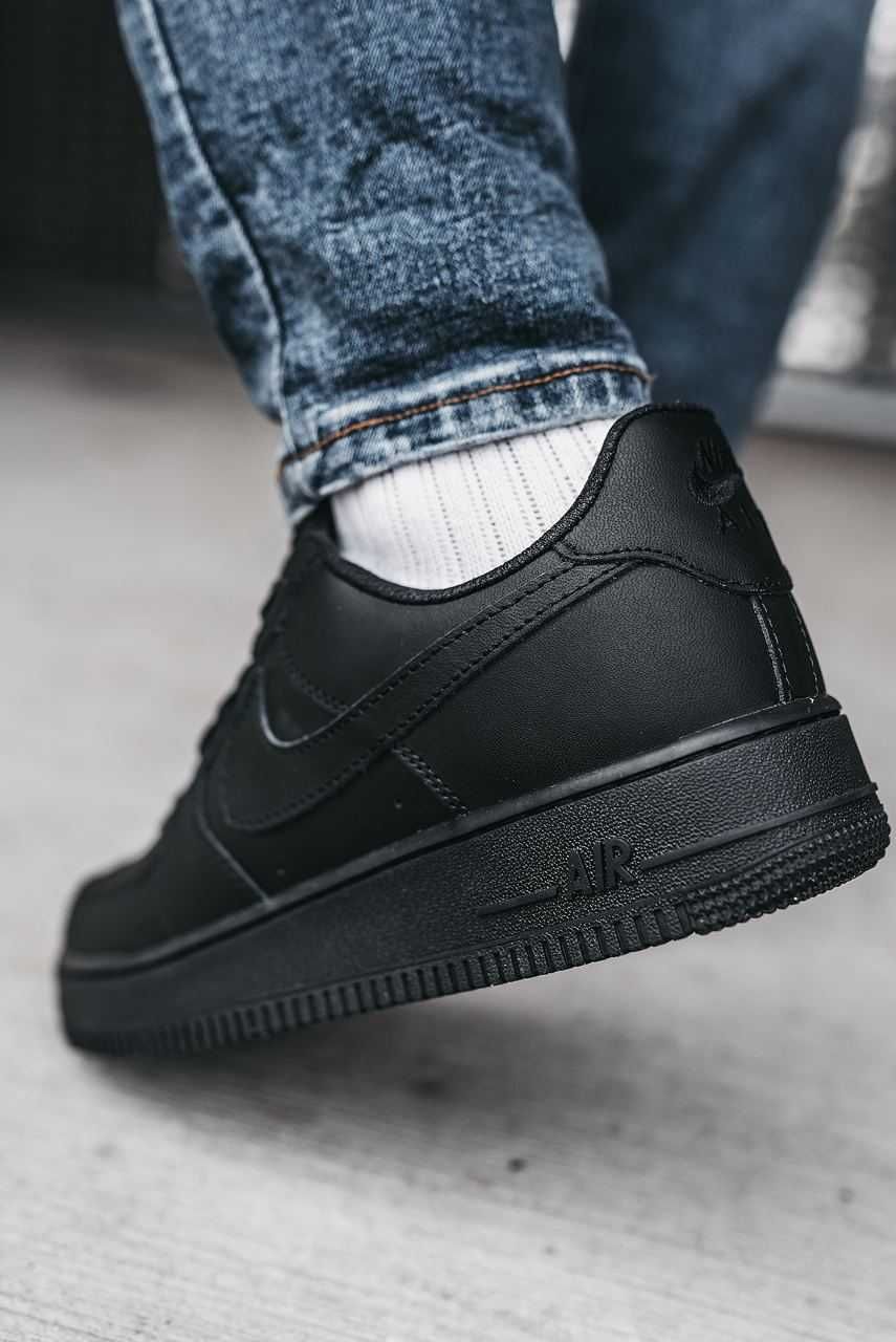 Мужские кроссовки Nike Air force 1 Black / Найк Аир форс чорные 42 43