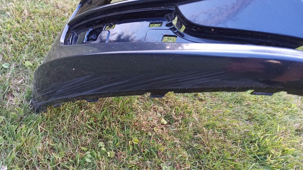 Zderzak przedni przód GOLF VII variant '15 rok