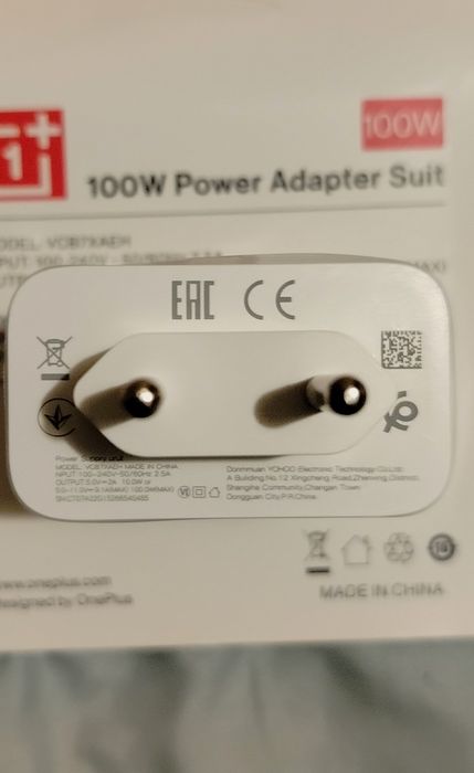 Ładowarka sieciowa Oneplus 100W. Czytaj opis.