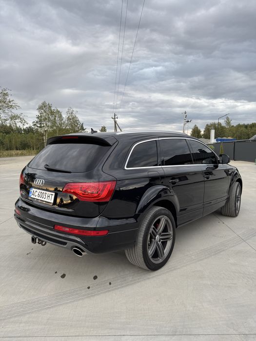 Продам Audi Q7 S-Line