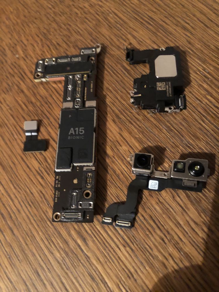 iPhone 7, 8,8+, XR,XS, XSMax,11,11Pro,11ProMax,SE2,SE3,14 плати icloud