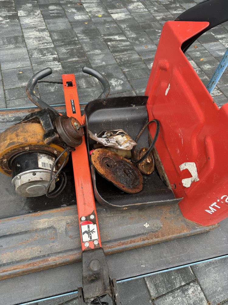 Wózek paletowy elektryczny Linde MT12 części