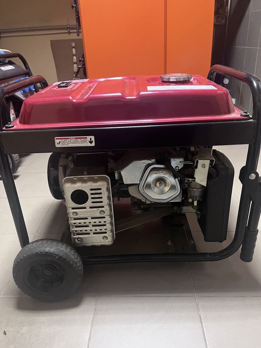 Генератор Бензиновий Senci SC5000E