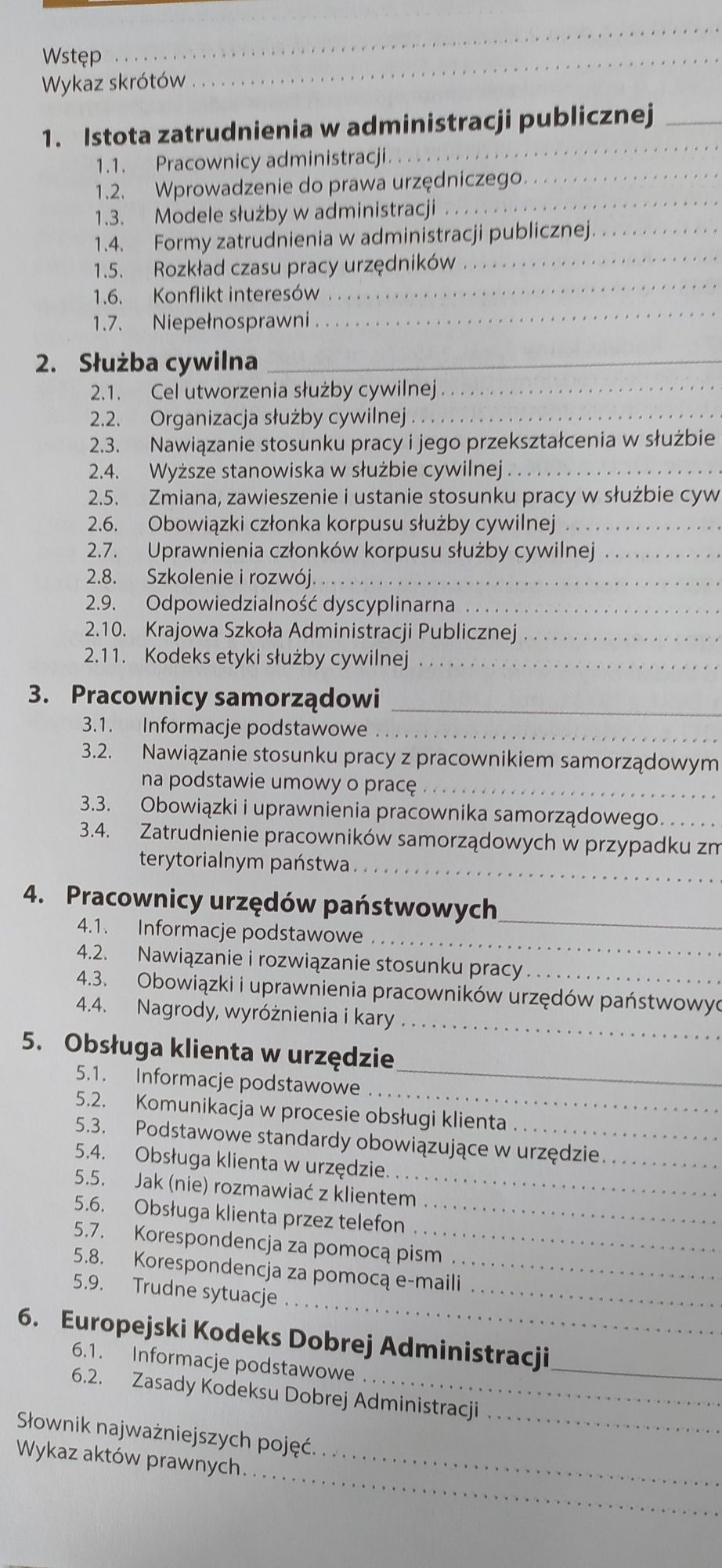 Pracownicy administracji publicznej Ekonomik