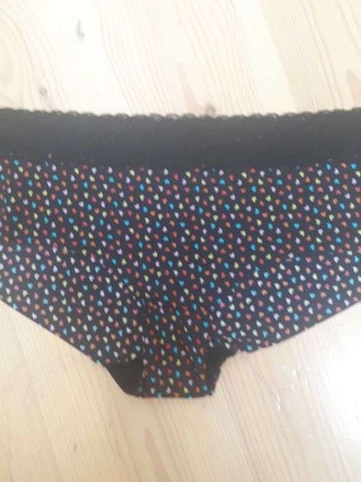 Majtki w serduszka 44-46