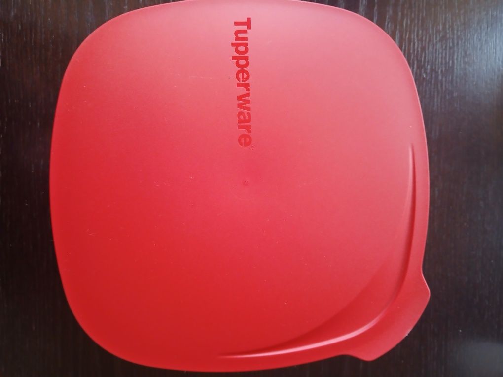 Tupperware miska 2,5 l.