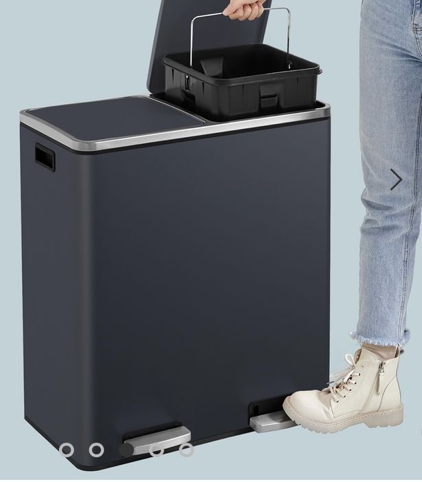 Caixote do lixo de dias cubas