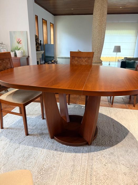 Conjunto mesa extensivel + 4 cadeiras