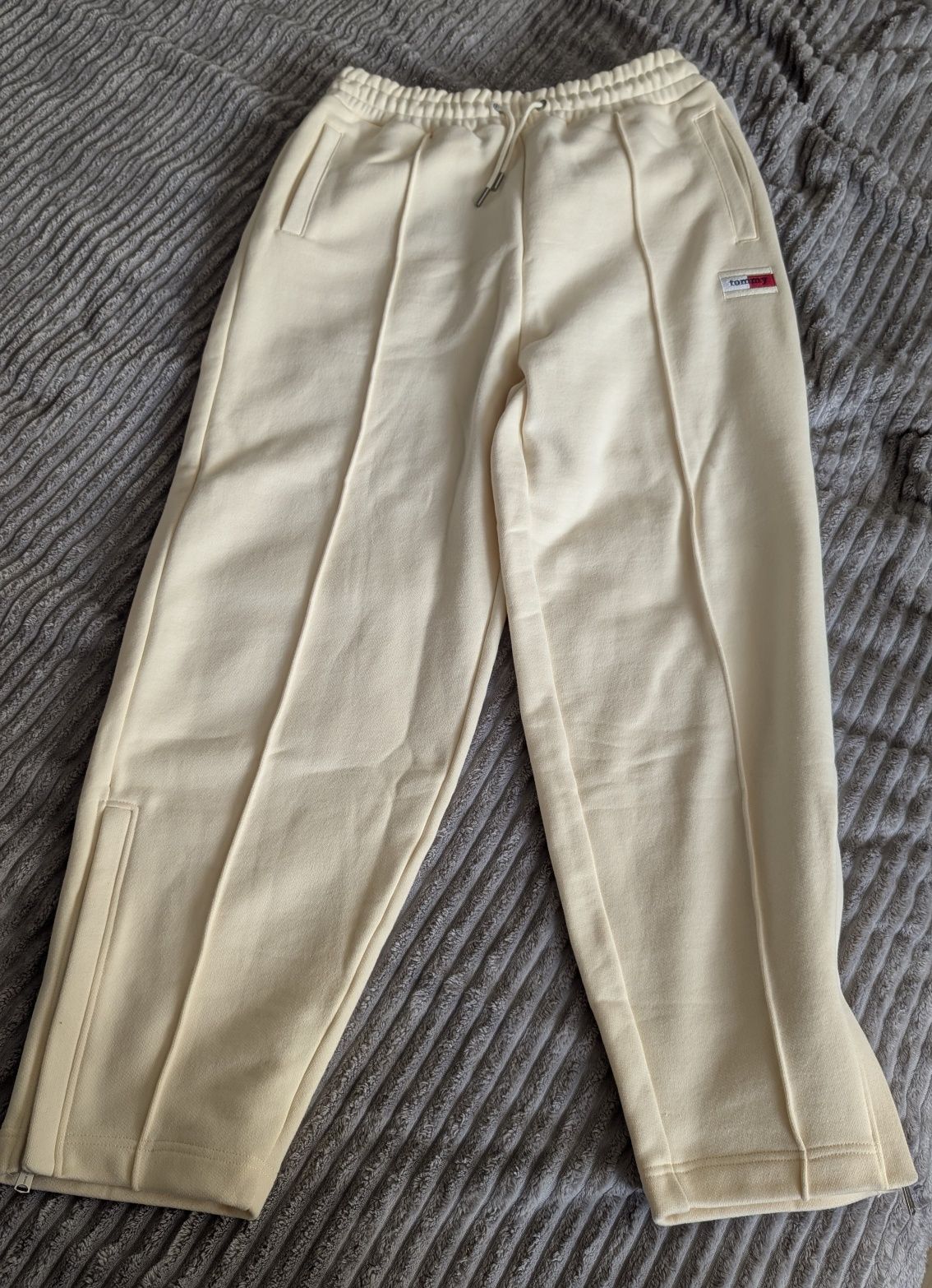 Spodnie Tommy Hilfiger