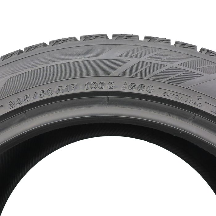 Opony 235/50/17 Yokohama 235/50R17 100Q zimowe 7,7-8,7mm 2019 Jak Nowe