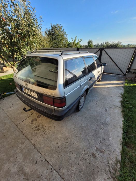 Пасат б3 , в гарному стані.