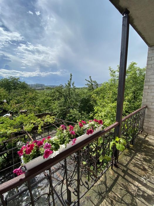 Дом на Лазурном район долины бедных