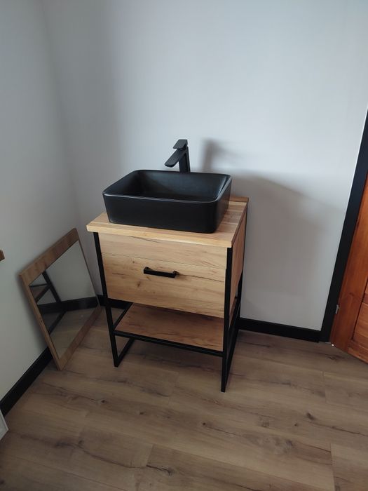 Zestaw umywalka z szafką, bateria loft