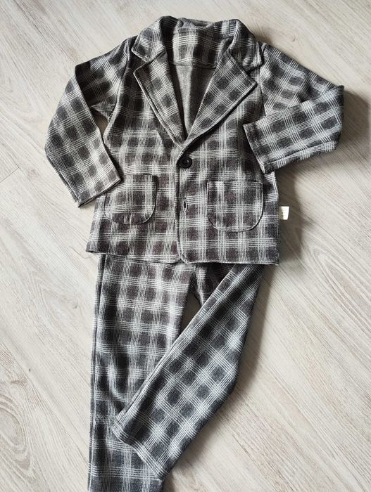 Bawełniany Garnitur chłopięcy rozmiar 110