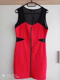 Czerwono-czarna sukienka