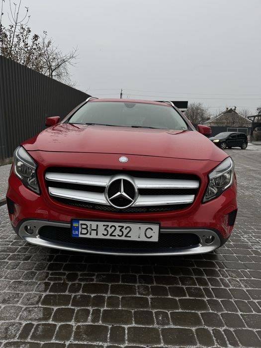 Мерседес GLA250 (x156)