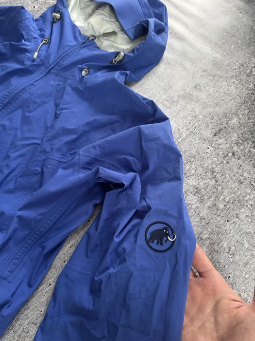 Куртка ветровка Mammut gore tex с капюшоном на мембране