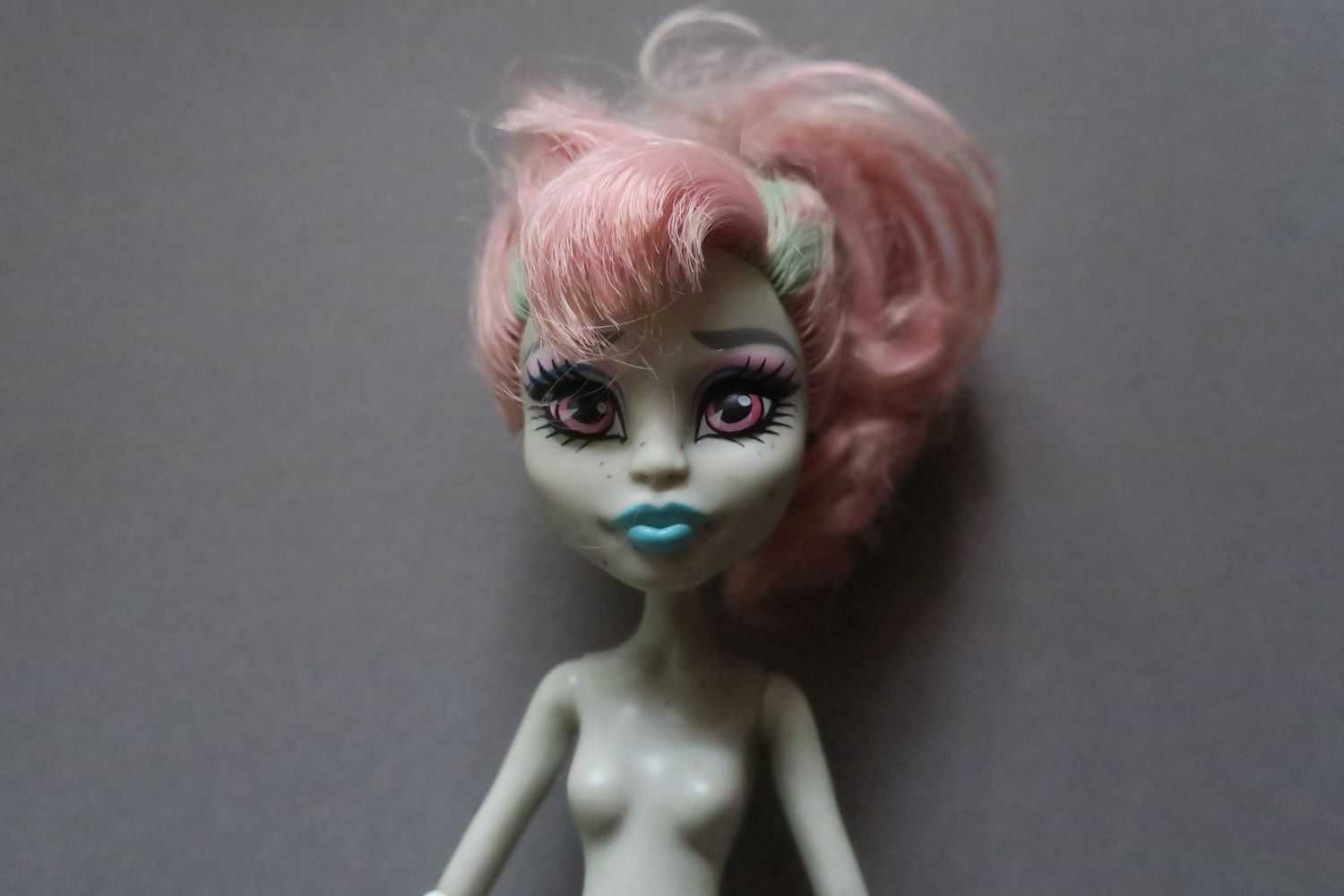 Lalka Monster High Rochelle Goyle Mattel