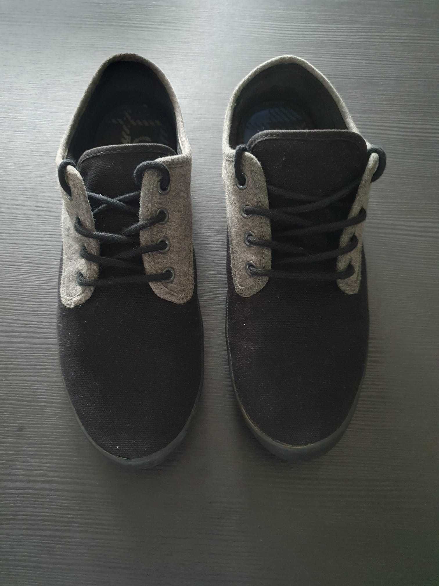 Sapatilhas Fred Perry - Tamanho 41