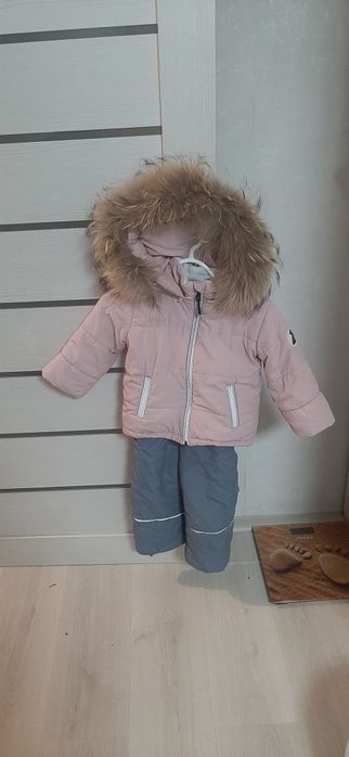 Продам зимний  комбинезон на девочку,92р.