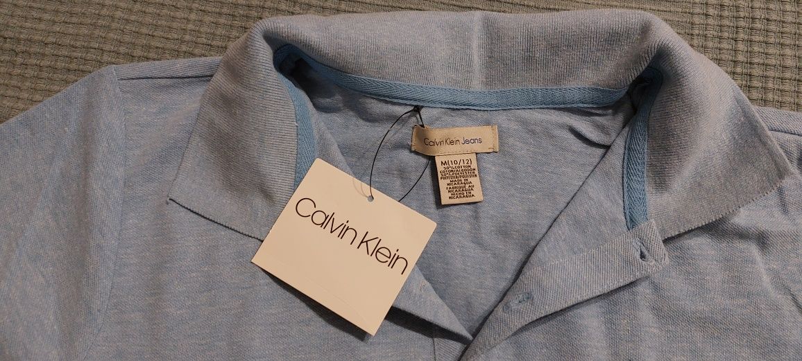 T-shirt Calvin Klein M 10-12 lat