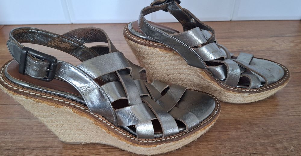 Sandały na koturnie ZARA 40