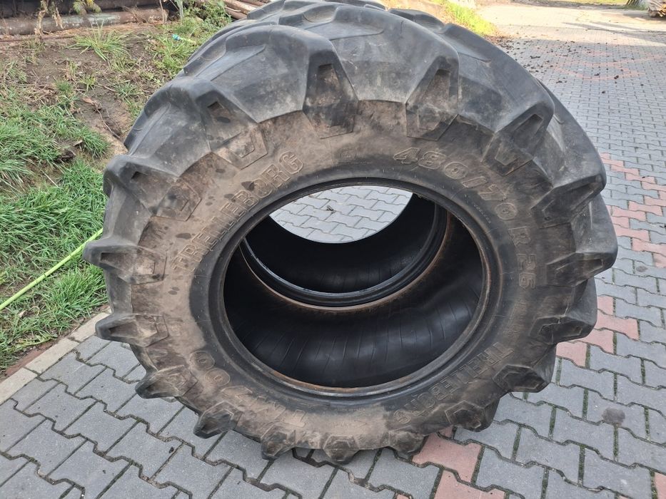 Opony radialne 380/70r24 13.6r24