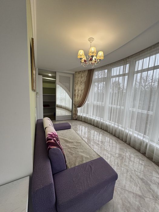 Продаж простороі стильної квартири в Калиновій Слободі!!