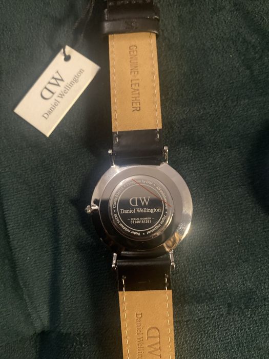 Elegancki zegarek Daniel Wellington z bransoletką
