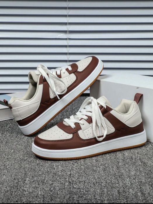 Sapatilhas casuais/modernos