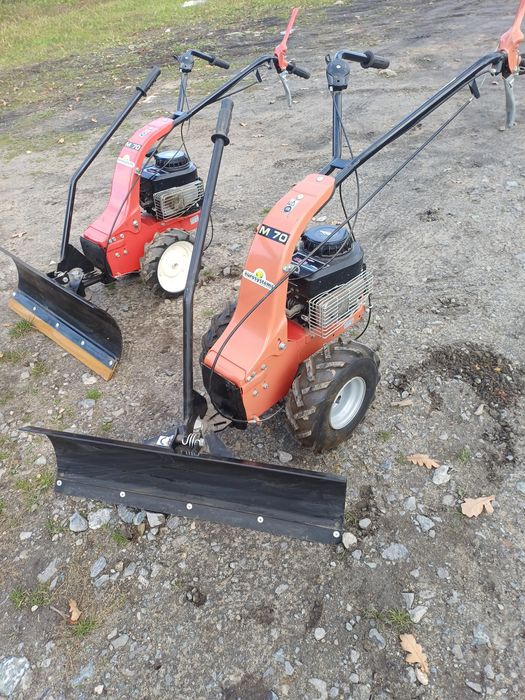 Plug traktorek M70