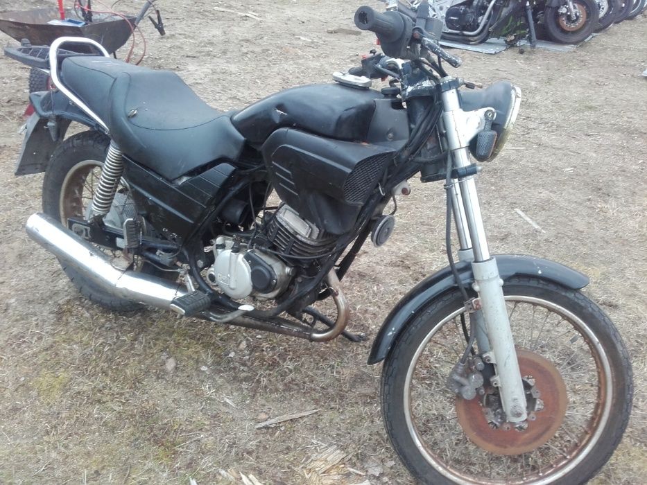 cagiva roadster 125 zbiornik bak wydech koło tarcza felga moduł części