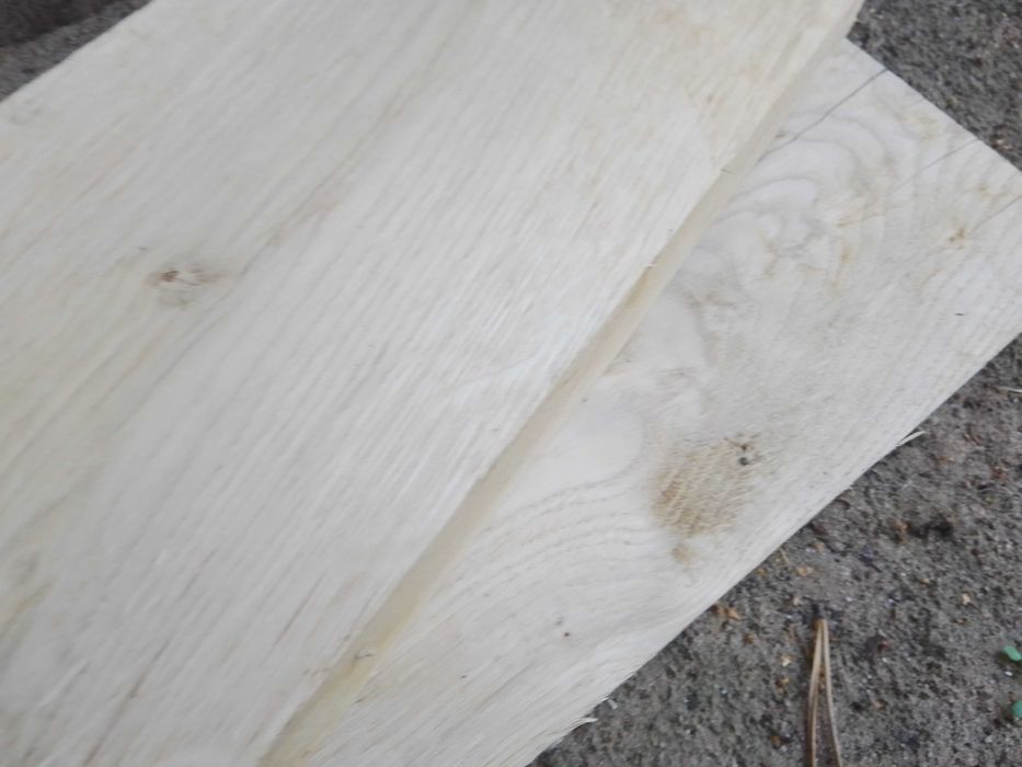 Parapet dębowy, heblowany 4 cm grubości