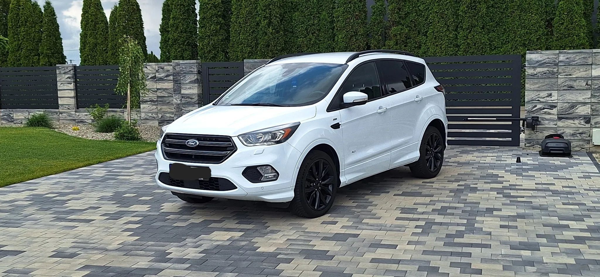 Ford Kuga Zadbana Kuga ST Line z Niemiec bezwypadkowa, serwisowana