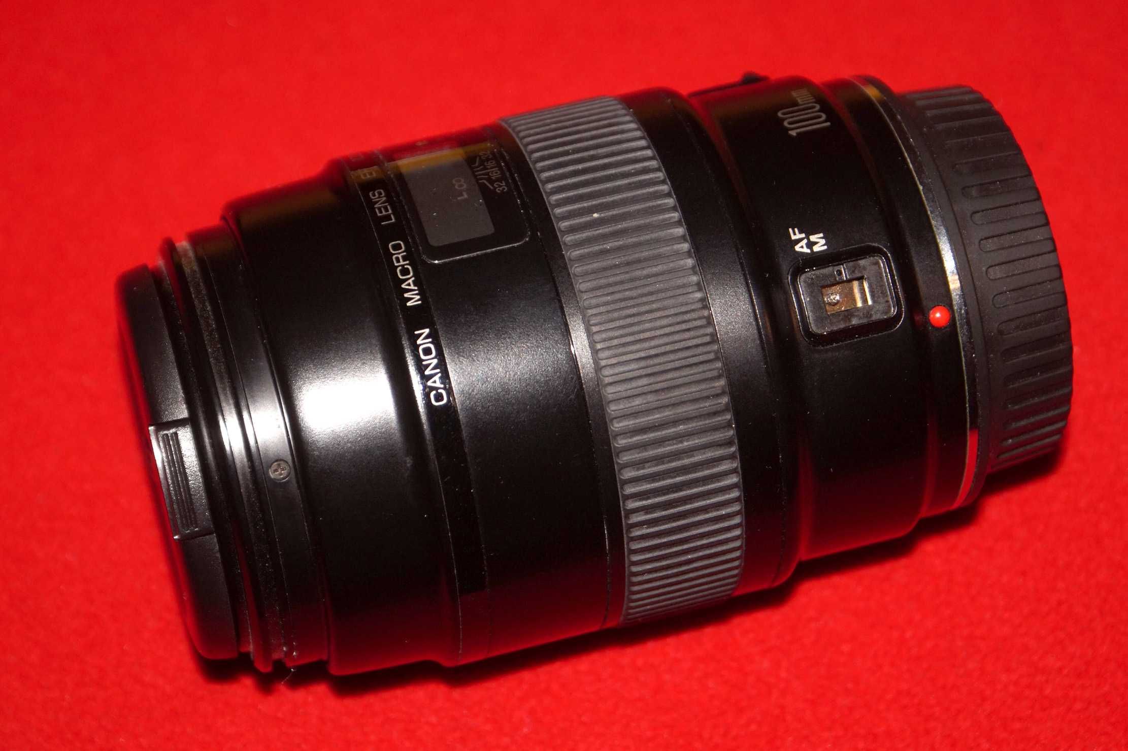 Canon EF 100 f/2.8 Macro