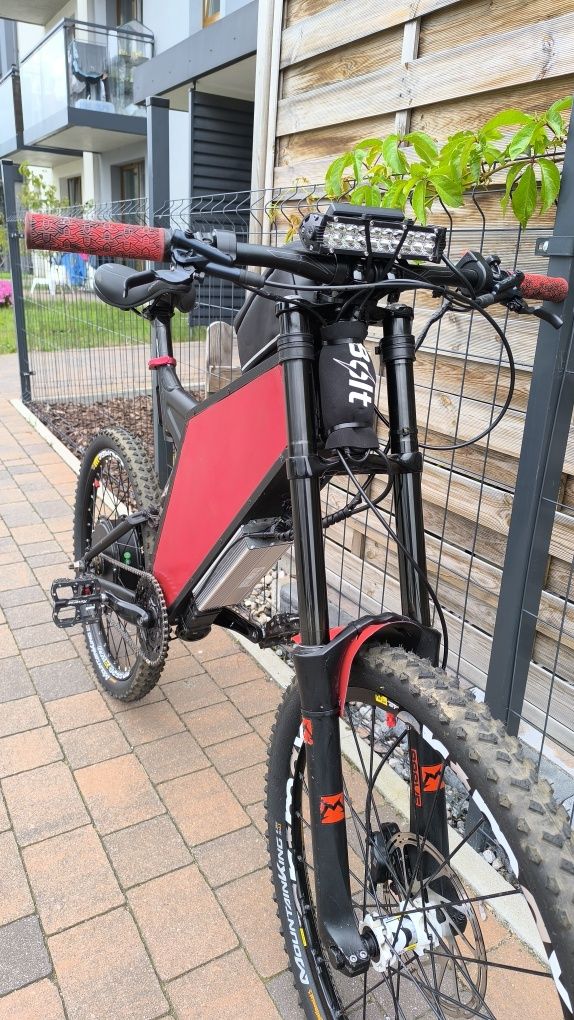 Rower elektryczny Specialized Mxus 3k Turbo Bolt- NOWY sterownik