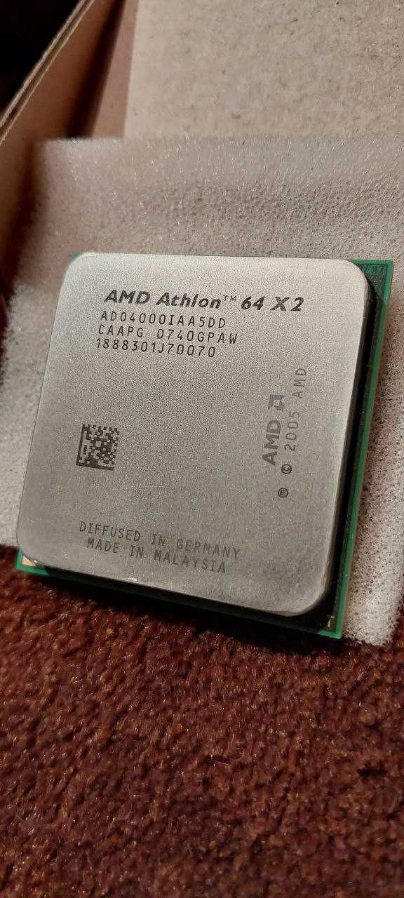 Процесор AMD Athlon 64 X2 4000+ 2.1GHz AD04000IAA5DD