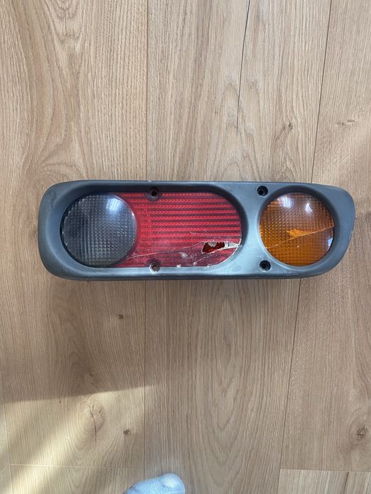 Фонарь Nissan Terrano 2