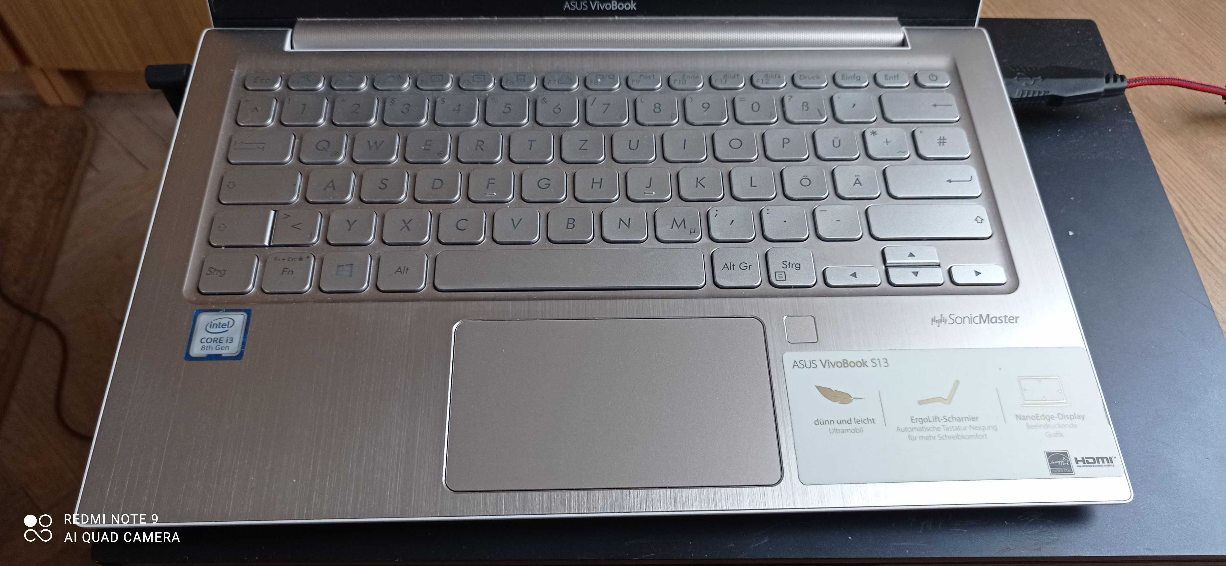 ASUS VivoBook S13 S330UA