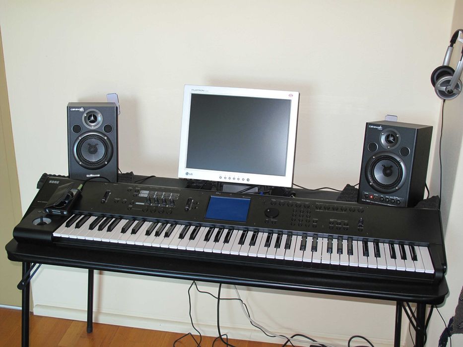 Синтезатор Korg M50, 73 клавіші