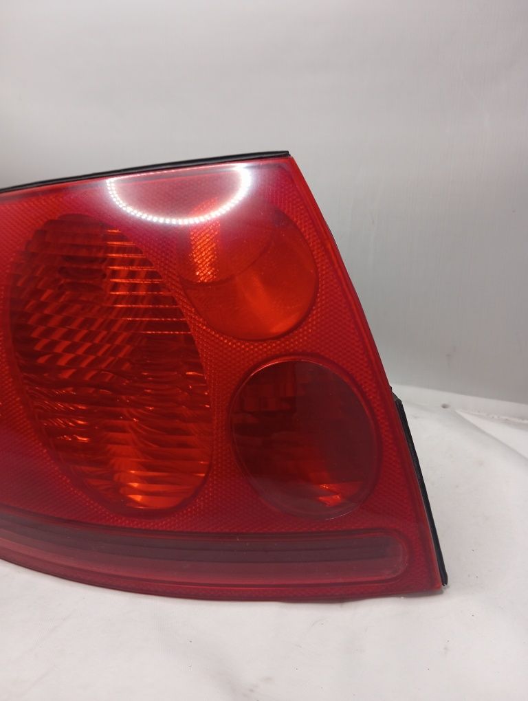 lampa tył tylna lewa Audi TT 8n