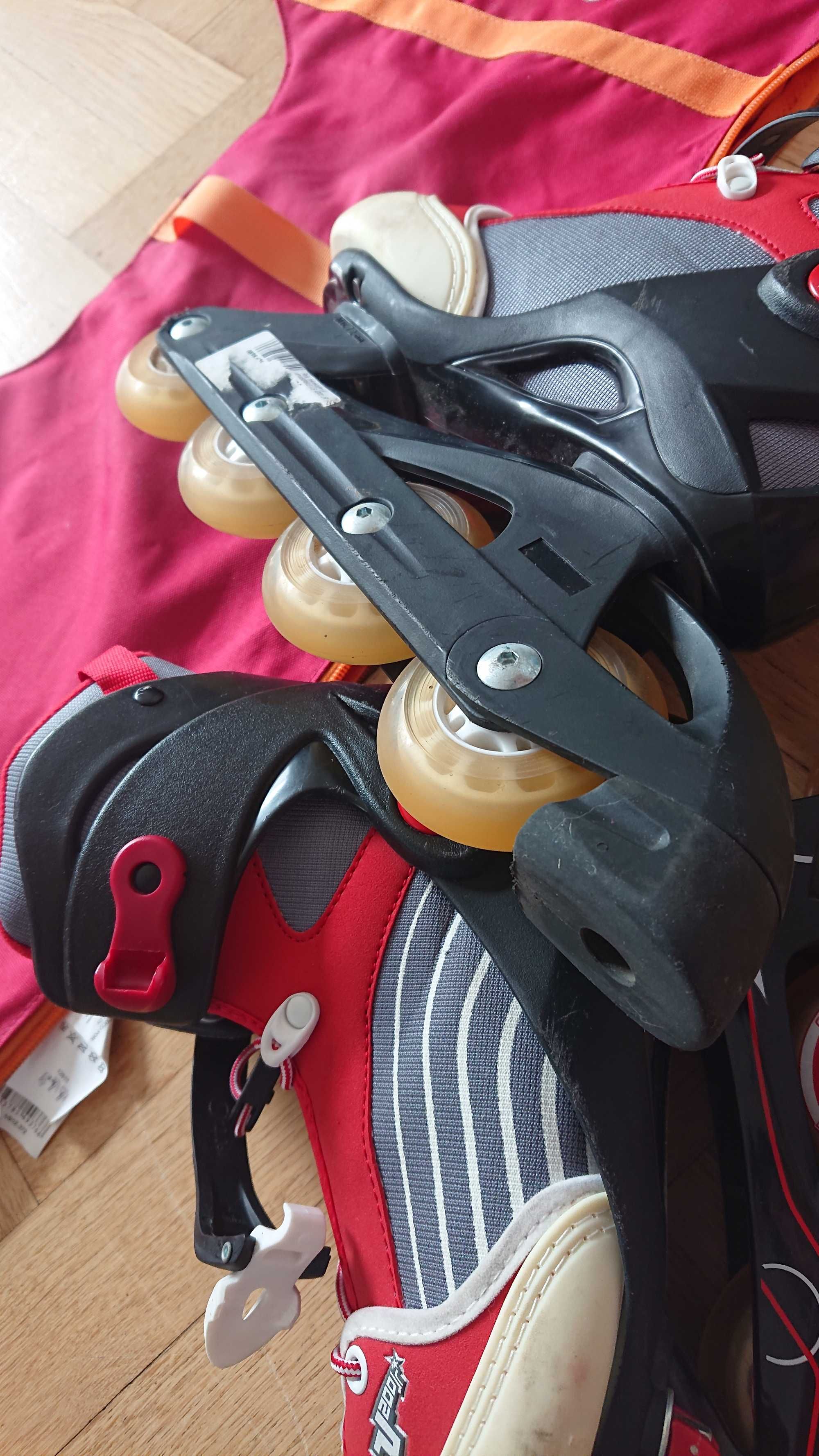 Decathlon rolki regulowane 34-36, kask, ochraniacze plus torba.